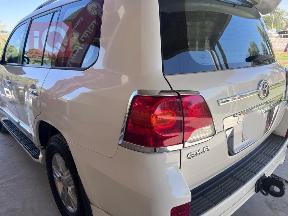 تويوتا لاندكروزر